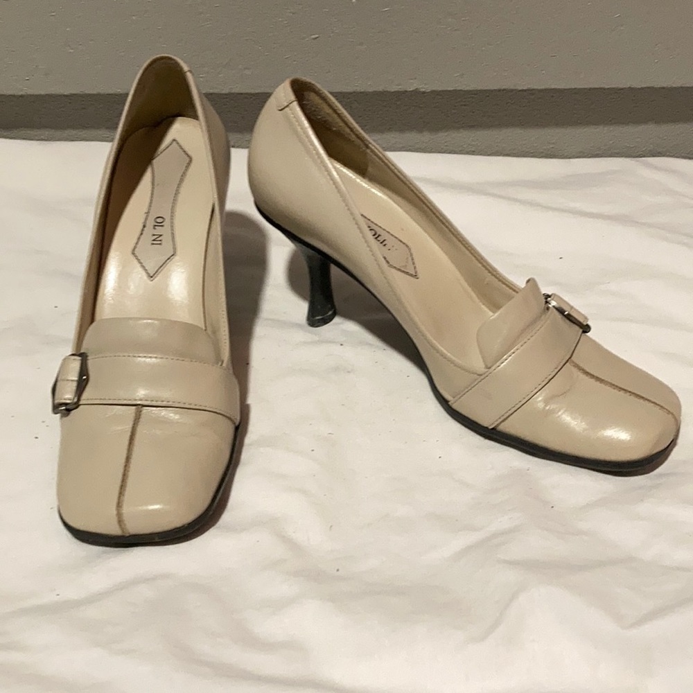 Classy Heels with Bucke